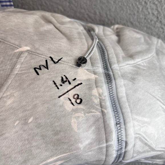 Lululemon Cropped Quarter Zip Hoodie Gray M L Thumbholes Athleisure - Picture 11 of 11
